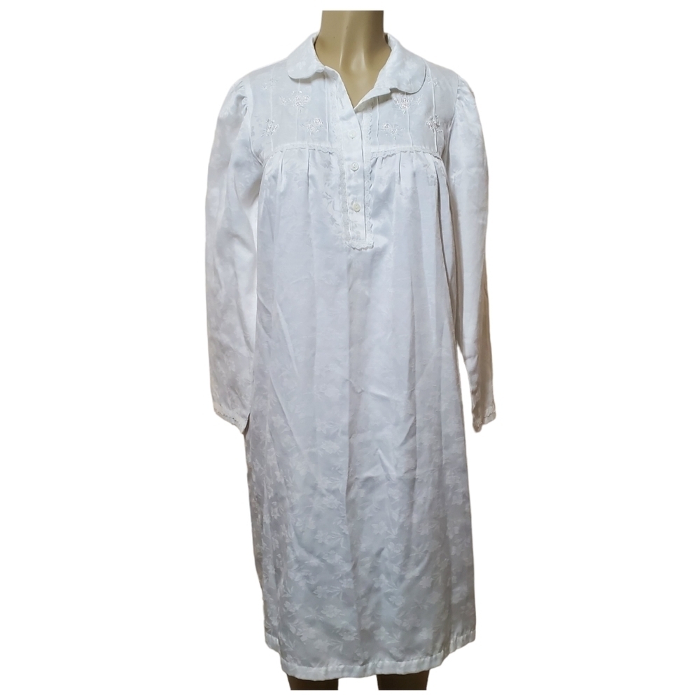 Miss Elaine White Embroider Night Gown Vintage Style Lace Small